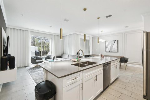 Touwnhouse à vendre à Kissimmee, Floride: 4 chambres, 176.7 m2 № 2433187 - photo 19