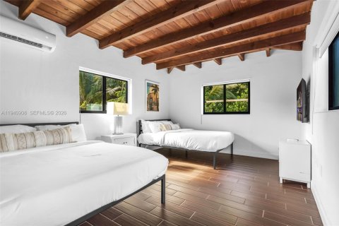 Casa en venta en Miami, Florida, 3 dormitorios, 154.4 m2 № 2062266 - foto 17