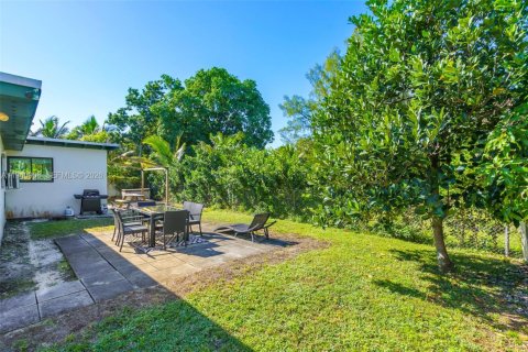 Casa en venta en Miami, Florida, 3 dormitorios, 154.4 m2 № 2062266 - foto 23