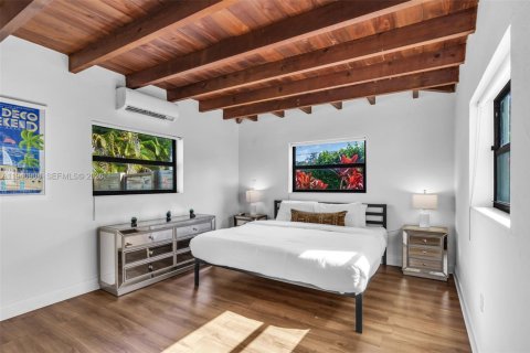 Casa en venta en Miami, Florida, 3 dormitorios, 154.4 m2 № 2062266 - foto 15