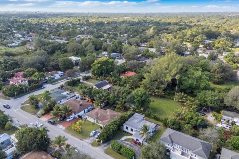 Casa en venta en Miami, Florida, 3 dormitorios, 154.4 m2 № 2062266 - foto 30