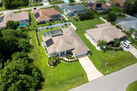 Casa en venta en Port Charlotte, Florida, 3 dormitorios, 187.38 m2 № 2381230 - foto 7