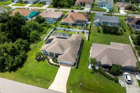 Casa en venta en Port Charlotte, Florida, 3 dormitorios, 187.38 m2 № 2381230 - foto 6