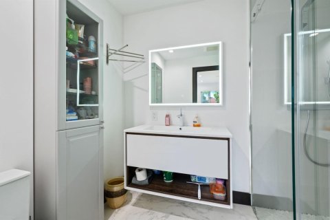Villa ou maison à vendre à Miami, Floride: 6 chambres, 442.03 m2 № 2146436 - photo 23