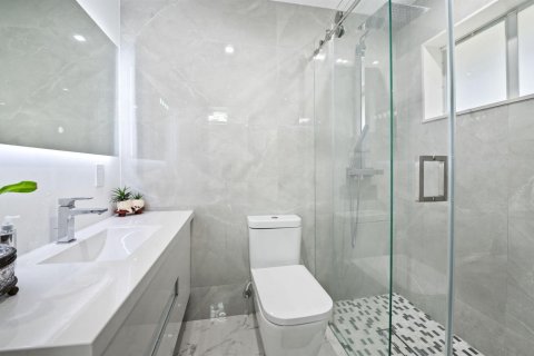 Villa ou maison à vendre à Miami, Floride: 6 chambres, 442.03 m2 № 2146436 - photo 24