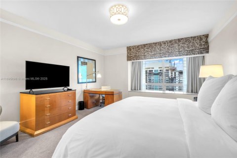 Снять в аренду кондоминиум в Майами, Флорида 2 спальни, 162.3м2, № 2035075 - фото 22