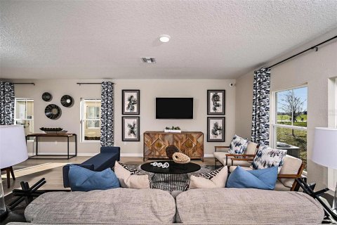 House in Davenport, Florida 5 bedrooms, 229.47 sq.m. № 1870526 - photo 11
