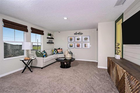 House in Davenport, Florida 5 bedrooms, 229.47 sq.m. № 1870526 - photo 16