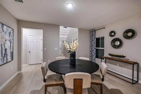 House in Davenport, Florida 5 bedrooms, 229.47 sq.m. № 1870526 - photo 23