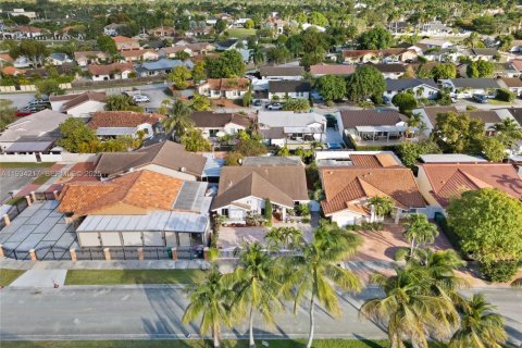 Купить виллу или дом в Майами, Флорида 3 спальни, 151.8м2, № 1992548 - фото 20