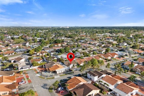 Купить виллу или дом в Майами, Флорида 3 спальни, 151.8м2, № 1992548 - фото 22