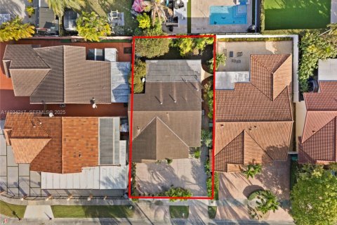 Купить виллу или дом в Майами, Флорида 3 спальни, 151.8м2, № 1992548 - фото 18