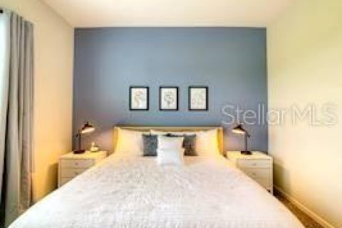 Condominio en alquiler en Davenport, Florida, 2 dormitorios, 128.95 m2 № 1901783 - foto 3