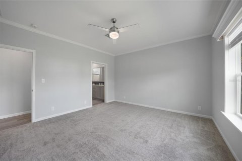 House in Port Charlotte, Florida 3 bedrooms, 167.22 sq.m. № 1410999 - photo 14