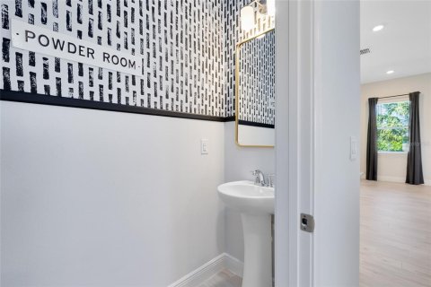 Купить виллу или дом в Орландо, Флорида 9 комнат, 202.25м2, № 1598369 - фото 11
