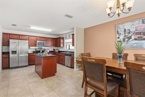 Casa en venta en Kissimmee, Florida, 4 dormitorios, 169.55 m2 № 2385735 - foto 17