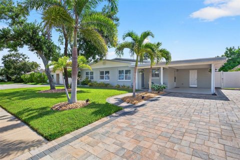 House in Largo, Florida 3 bedrooms, 93.65 sq.m. № 1847165 - photo 11