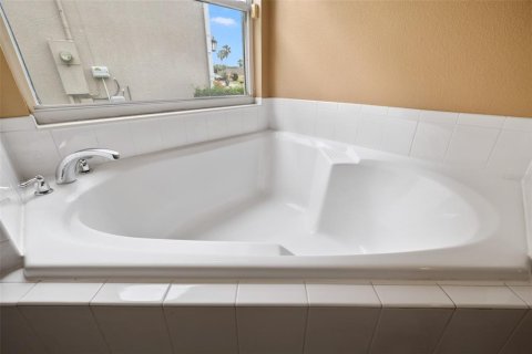 Villa ou maison à vendre à Orlando, Floride: 4 chambres, 154.87 m2 № 2148150 - photo 18