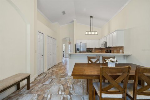 Villa ou maison à vendre à Orlando, Floride: 4 chambres, 154.87 m2 № 2148150 - photo 8