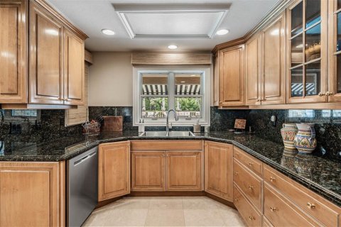 Casa en venta en Lutz, Florida, 5 dormitorios, 567.08 m2 № 2201143 - foto 19