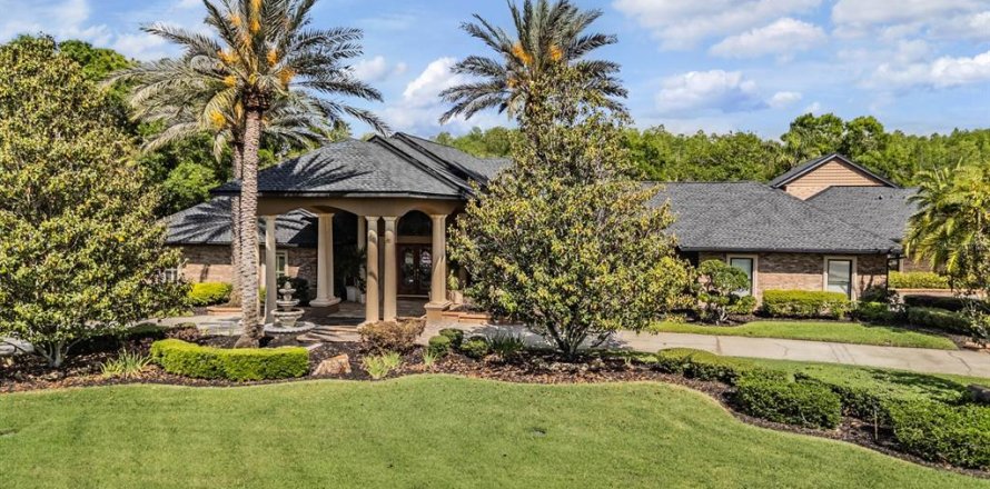 Casa en Lutz, Florida 5 dormitorios, 567.08 m2 № 2201143