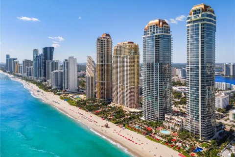 Condo in Sunny Isles Beach, Florida, 4 bedrooms  № 2075011 - photo 25