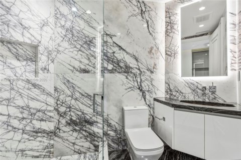 Condo in Sunny Isles Beach, Florida, 4 bedrooms  № 2075011 - photo 15