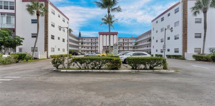 Condo à Lauderdale Lakes, Floride, 2 chambres № 1956018