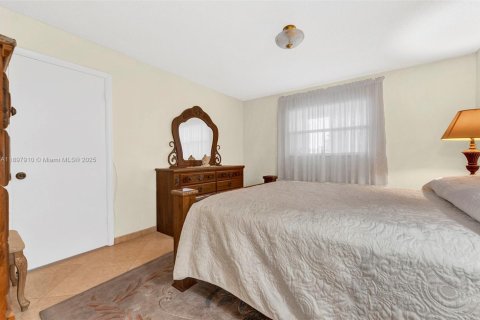 Copropriété à vendre à Lauderdale Lakes, Floride: 2 chambres, 102.38 m2 № 1956018 - photo 13