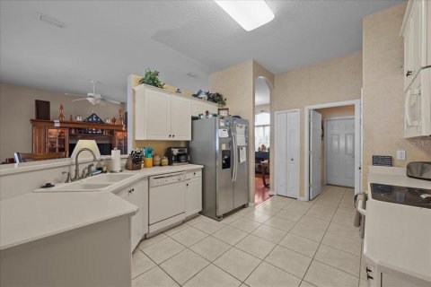 Casa en venta en Palm Coast, Florida, 3 dormitorios, 180.6 m2 № 1855822 - foto 10