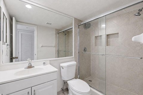 Condominio en venta en Pompano Beach, Florida, 2 dormitorios, 92.9 m2 № 2251273 - foto 10
