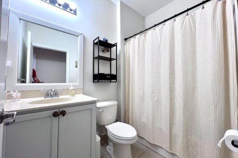 Townhouse in Pompano Beach, Florida 3 bedrooms, 148.46 sq.m. № 2244472 - photo 30