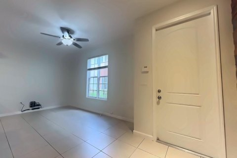 Townhouse in Pompano Beach, Florida 3 bedrooms, 148.46 sq.m. № 2244472 - photo 2