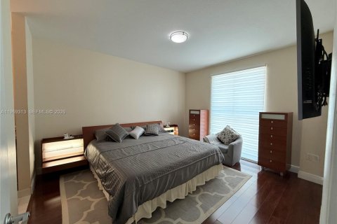 Снять в аренду кондоминиум в Майами, Флорида 2 спальни, 96.62м2, № 2030182 - фото 5