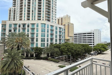Снять в аренду кондоминиум в Майами, Флорида 2 спальни, 96.62м2, № 2030182 - фото 15