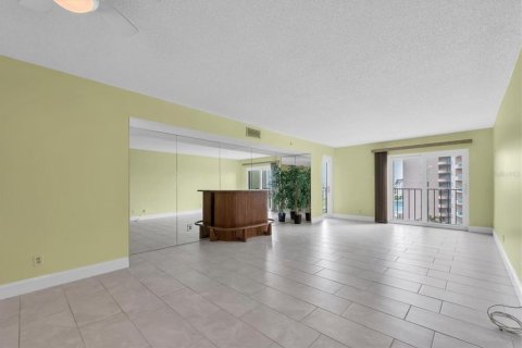 Copropriété à vendre à Clearwater, Floride: 2 chambres, 129.51 m2 № 2148106 - photo 9