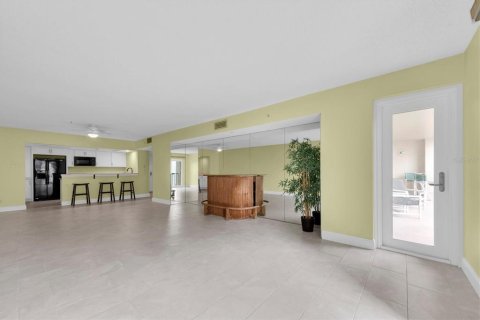 Copropriété à vendre à Clearwater, Floride: 2 chambres, 129.51 m2 № 2148106 - photo 13