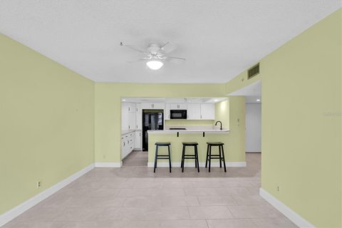 Copropriété à vendre à Clearwater, Floride: 2 chambres, 129.51 m2 № 2148106 - photo 17