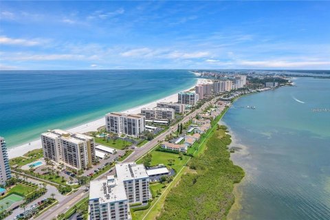 Copropriété à vendre à Clearwater, Floride: 2 chambres, 129.51 m2 № 2148106 - photo 3