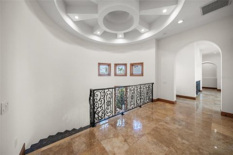 House in Venice, Florida 5 bedrooms, 571.07 sq.m. № 1895089 - photo 24