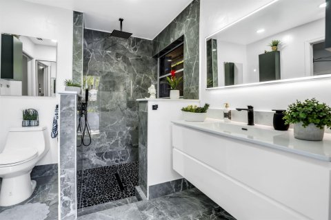 Casa en venta en Coral Springs, Florida, 4 dormitorios, 210.24 m2 № 2177460 - foto 18