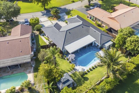Casa en venta en Coral Springs, Florida, 4 dormitorios, 210.24 m2 № 2177460 - foto 3
