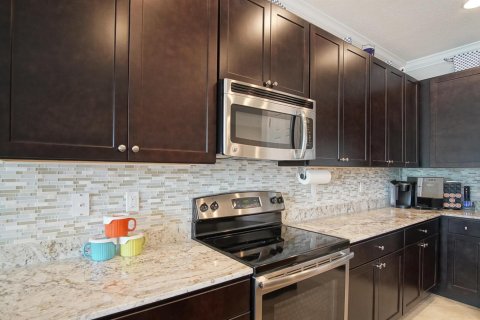 Touwnhouse à vendre à Stuart, Floride: 3 chambres, 158.68 m2 № 2175697 - photo 8