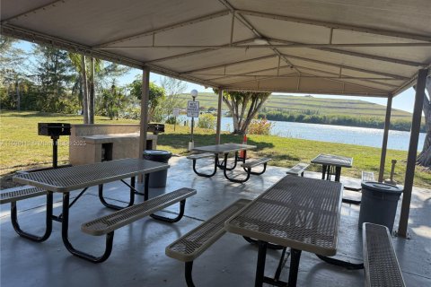 Condo in Deerfield Beach, Florida, 2 bedrooms  № 1451864 - photo 8