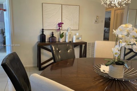 Condo in Deerfield Beach, Florida, 2 bedrooms  № 1451864 - photo 21