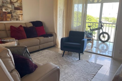 Condo in Deerfield Beach, Florida, 2 bedrooms  № 1451864 - photo 16