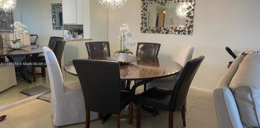 Condo in Deerfield Beach, Florida, 2 bedrooms № 1451864