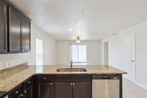 Villa ou maison à vendre à Dundee, Floride: 3 chambres, 173.63 m2 № 2217297 - photo 8