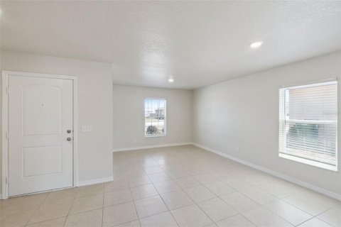 Villa ou maison à vendre à Dundee, Floride: 3 chambres, 173.63 m2 № 2217297 - photo 5