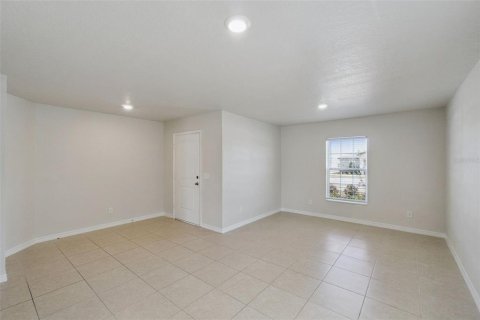 Villa ou maison à vendre à Dundee, Floride: 3 chambres, 173.63 m2 № 2217297 - photo 4